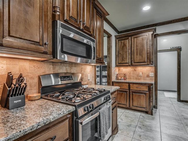 12084 Eastwood Drive, Choctaw, OK 73020