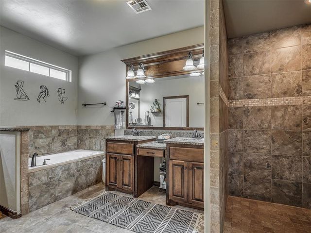 12084 Eastwood Drive, Choctaw, OK 73020