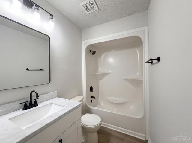 10366 Pippin Lane, Colerain Twp, OH 45231