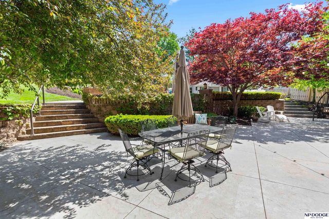 611 S 93rd Avenue, Omaha, NE 68114