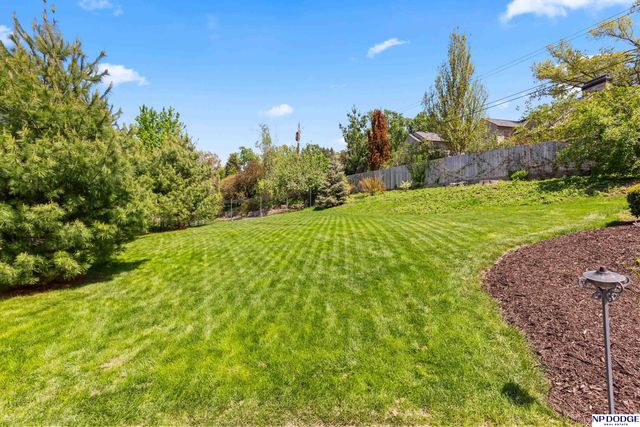 611 S 93rd Avenue, Omaha, NE 68114
