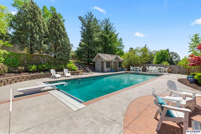 611 S 93rd Avenue, Omaha, NE 68114