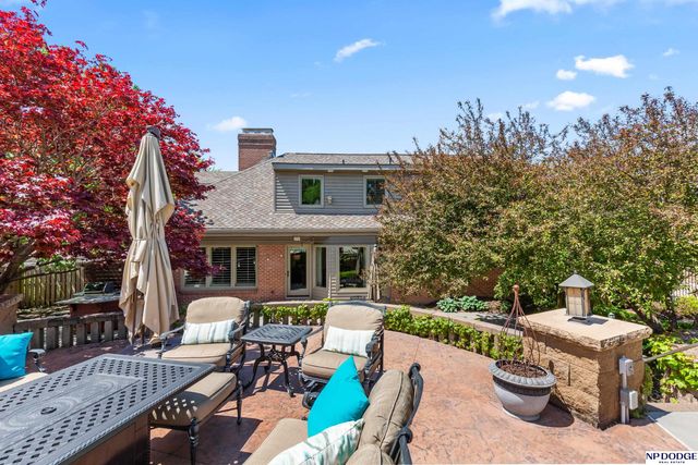 611 S 93rd Avenue, Omaha, NE 68114