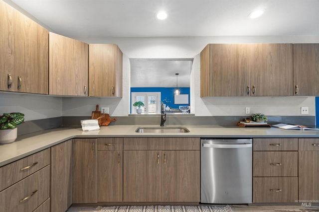 916 E Mckinley Street, Boise, ID 83712