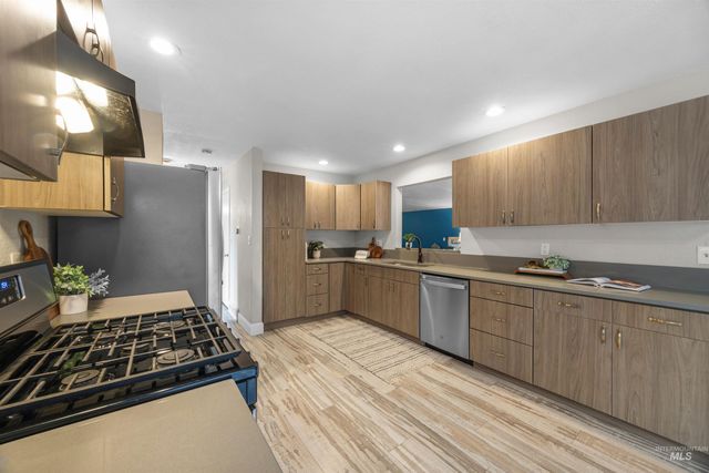 916 E Mckinley Street, Boise, ID 83712