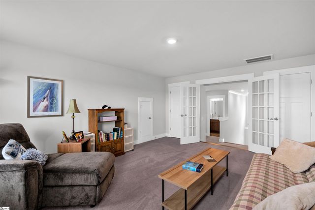 565 Fenwick Drive, Woodruff, SC 29388