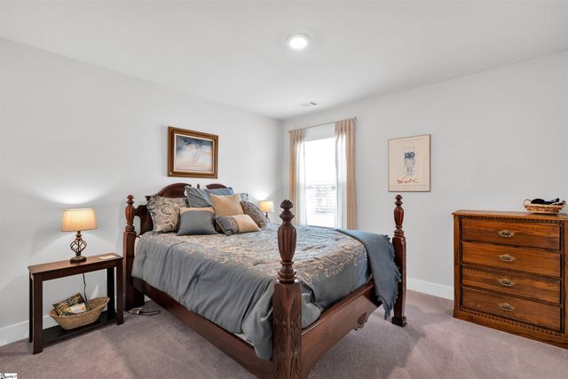 565 Fenwick Drive, Woodruff, SC 29388