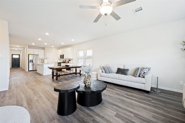 2708 Lopice Lane, Fort Worth, TX 76179