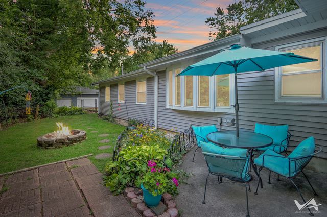 850 W Fabyan Parkway, Batavia, IL 60510