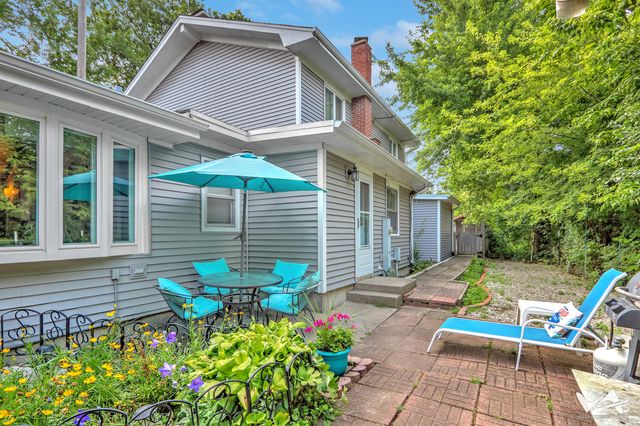 850 W Fabyan Parkway, Batavia, IL 60510