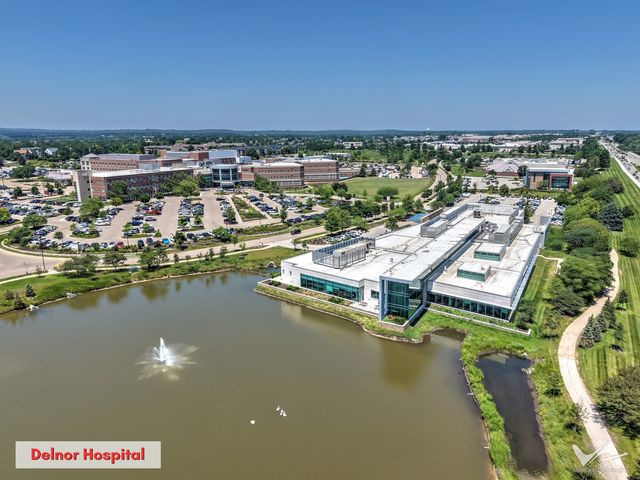 850 W Fabyan Parkway, Batavia, IL 60510
