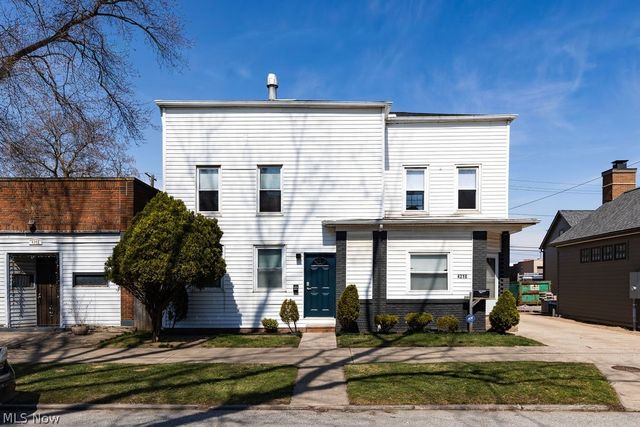 4210 Clinton Avenue, Cleveland, OH 44113