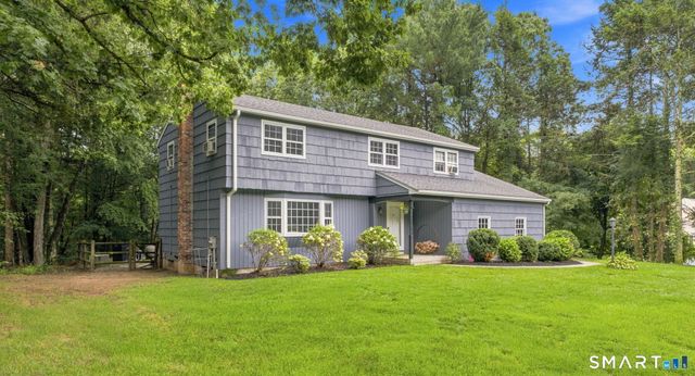 39 Berkshire Way, Simsbury, CT 06070
