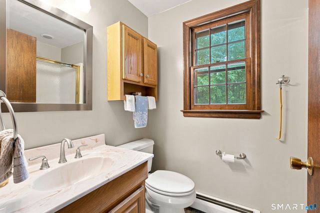 39 Berkshire Way, Simsbury, CT 06070
