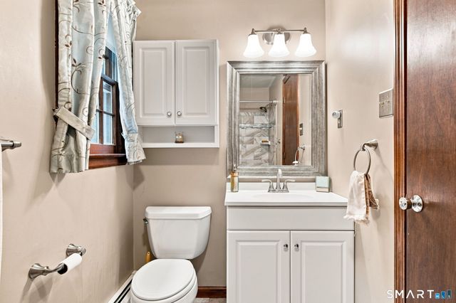 39 Berkshire Way, Simsbury, CT 06070