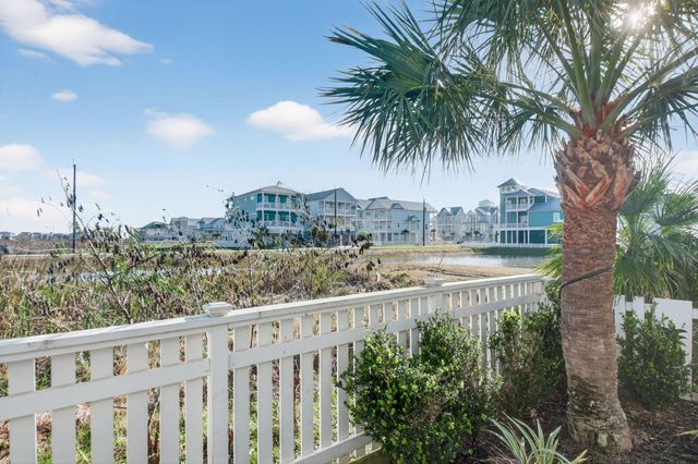 3815 Sea Breeze Lane, Galveston, TX 77554