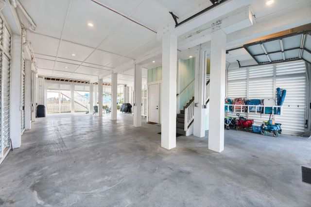 3815 Sea Breeze Lane, Galveston, TX 77554