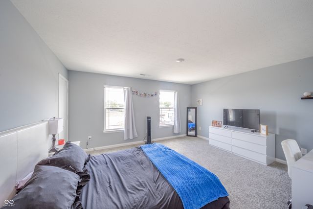 305 Waterford Lane, Pendleton, IN 46064