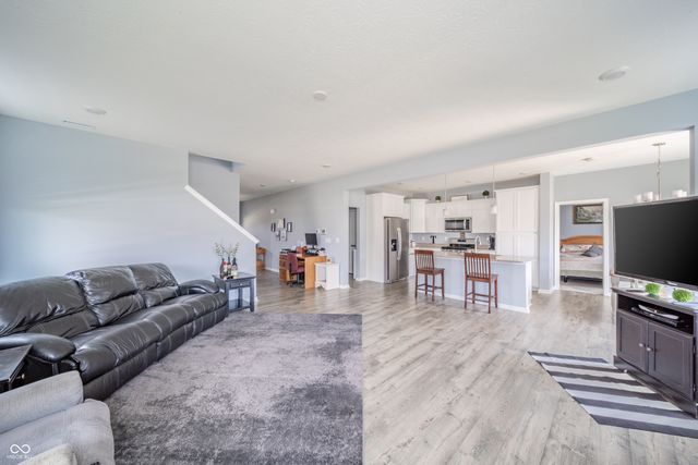 305 Waterford Lane, Pendleton, IN 46064