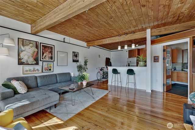 1408 12th Avenue #406, Seattle, WA 98122