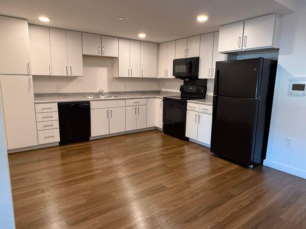 466 River Street 308, Boston, MA 02126