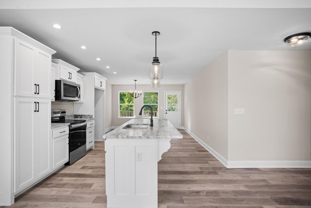 67 Lookout Drive, Rossville, GA 30741