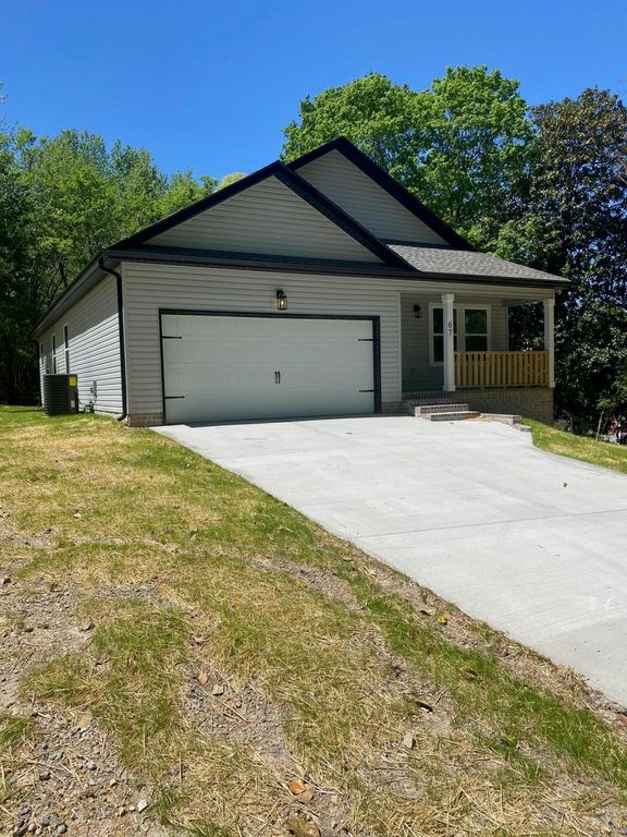 67 Lookout Drive, Rossville, GA 30741
