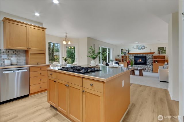 12708 115th Street Ct E, Puyallup, WA 98374