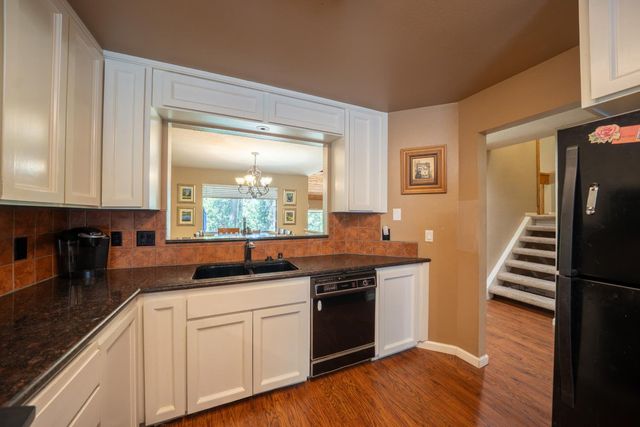1128 Fairway Ct, Murphys, CA 95247