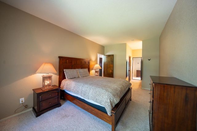 1128 Fairway Ct, Murphys, CA 95247