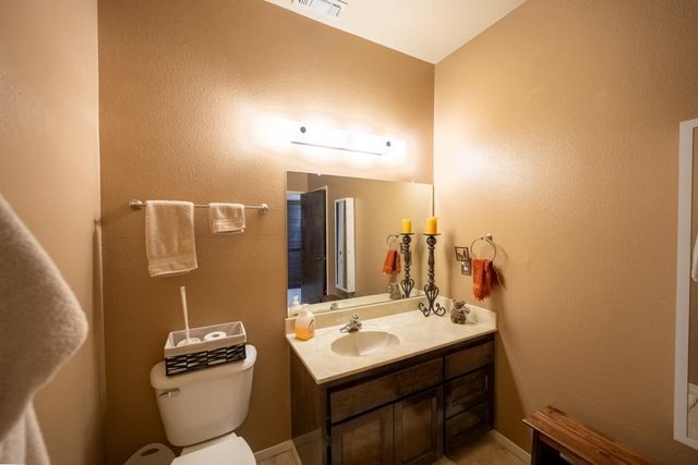 1128 Fairway Ct, Murphys, CA 95247