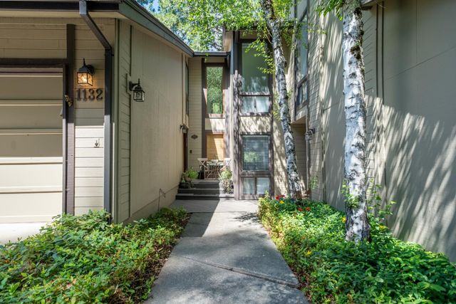1128 Fairway Ct, Murphys, CA 95247