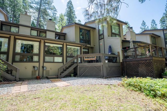 1128 Fairway Ct, Murphys, CA 95247