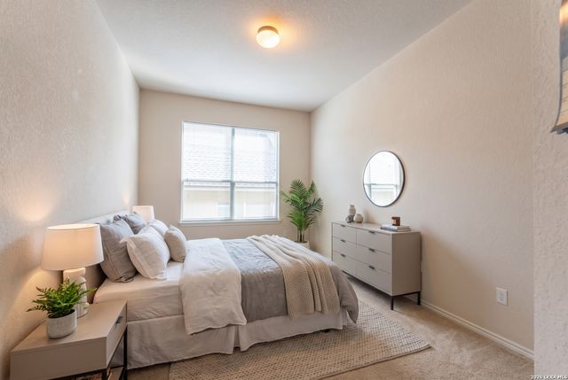 24823 WHITE CRK, San Antonio, TX 78255