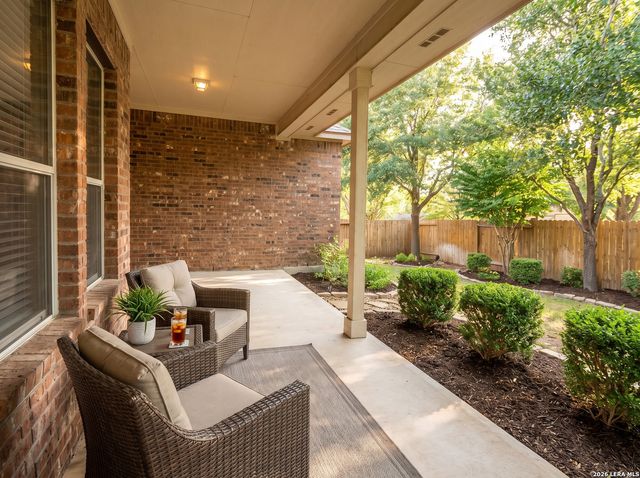 24823 WHITE CRK, San Antonio, TX 78255