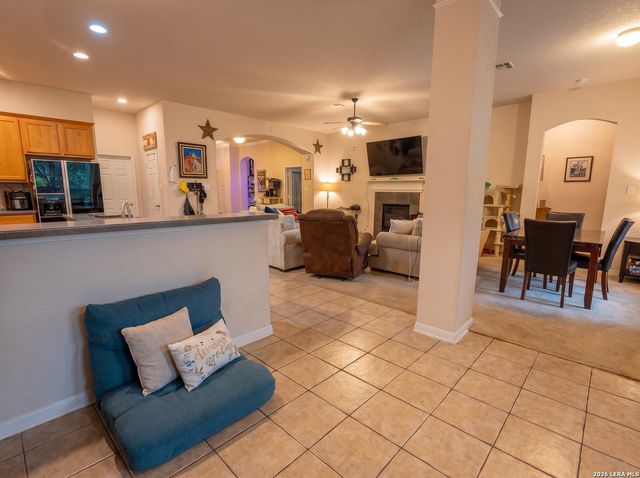 24823 WHITE CRK, San Antonio, TX 78255