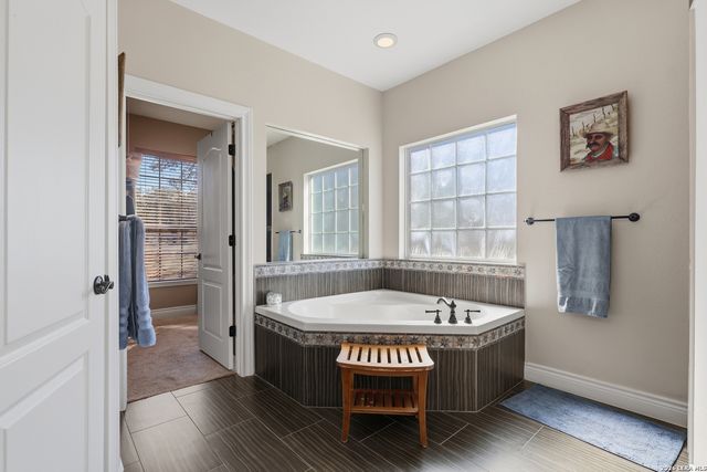 122 Lantana Cerro, Spring Branch, TX 78070