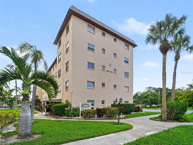 4137 LAKE BAYSHORE DRIVE C505, Bradenton, FL 34205