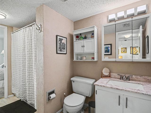 4137 LAKE BAYSHORE DRIVE C505, Bradenton, FL 34205