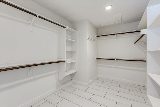 6121 Preston Haven Drive, Dallas, TX 75230