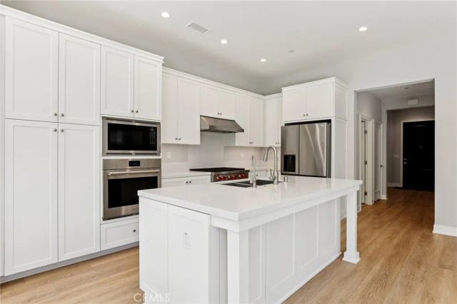 191 Plum Lily, Irvine, CA 92618