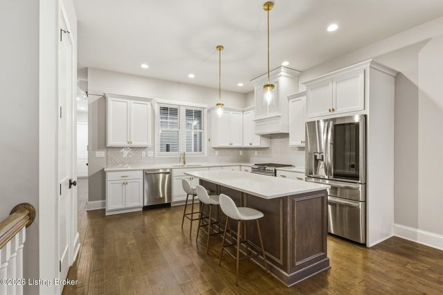 6425 Paintbrush Ln, Prospect, KY 40059