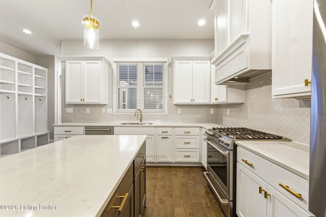 6425 Paintbrush Ln, Prospect, KY 40059