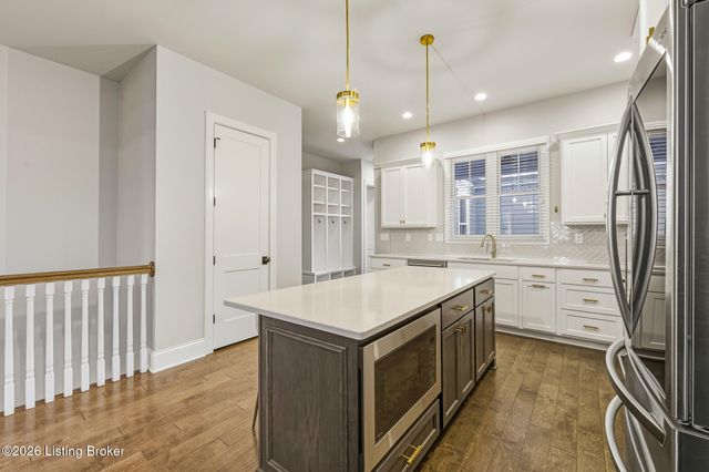 6425 Paintbrush Ln, Prospect, KY 40059