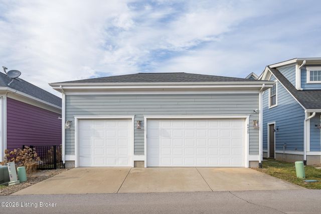 6425 Paintbrush Ln, Prospect, KY 40059