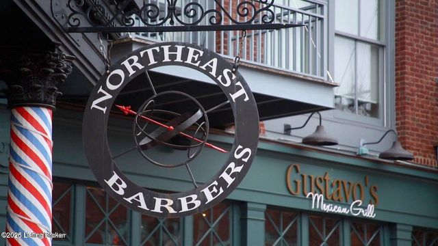 6425 Paintbrush Ln, Prospect, KY 40059