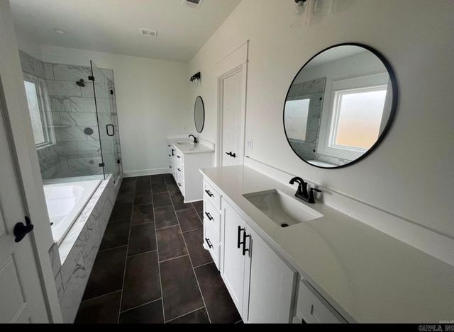 10568 Gunter Loop, Benton, AR 72019