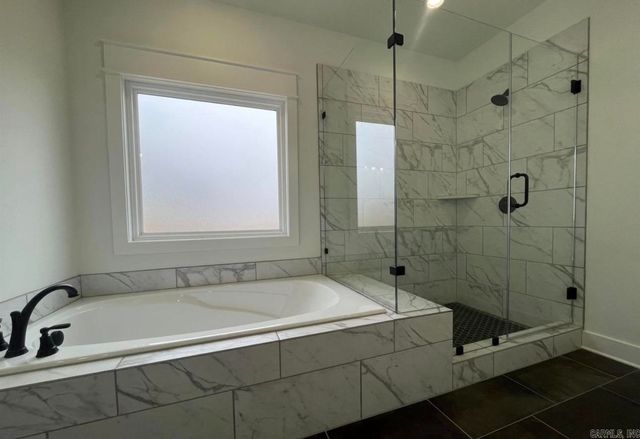 10568 Gunter Loop, Benton, AR 72019