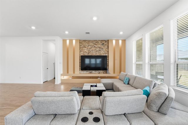 9431 Sea Star Lane, Porter, TX 77365