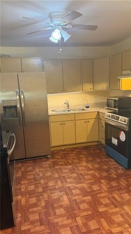 2840 Carriage Lane, South Fulton, GA 30349